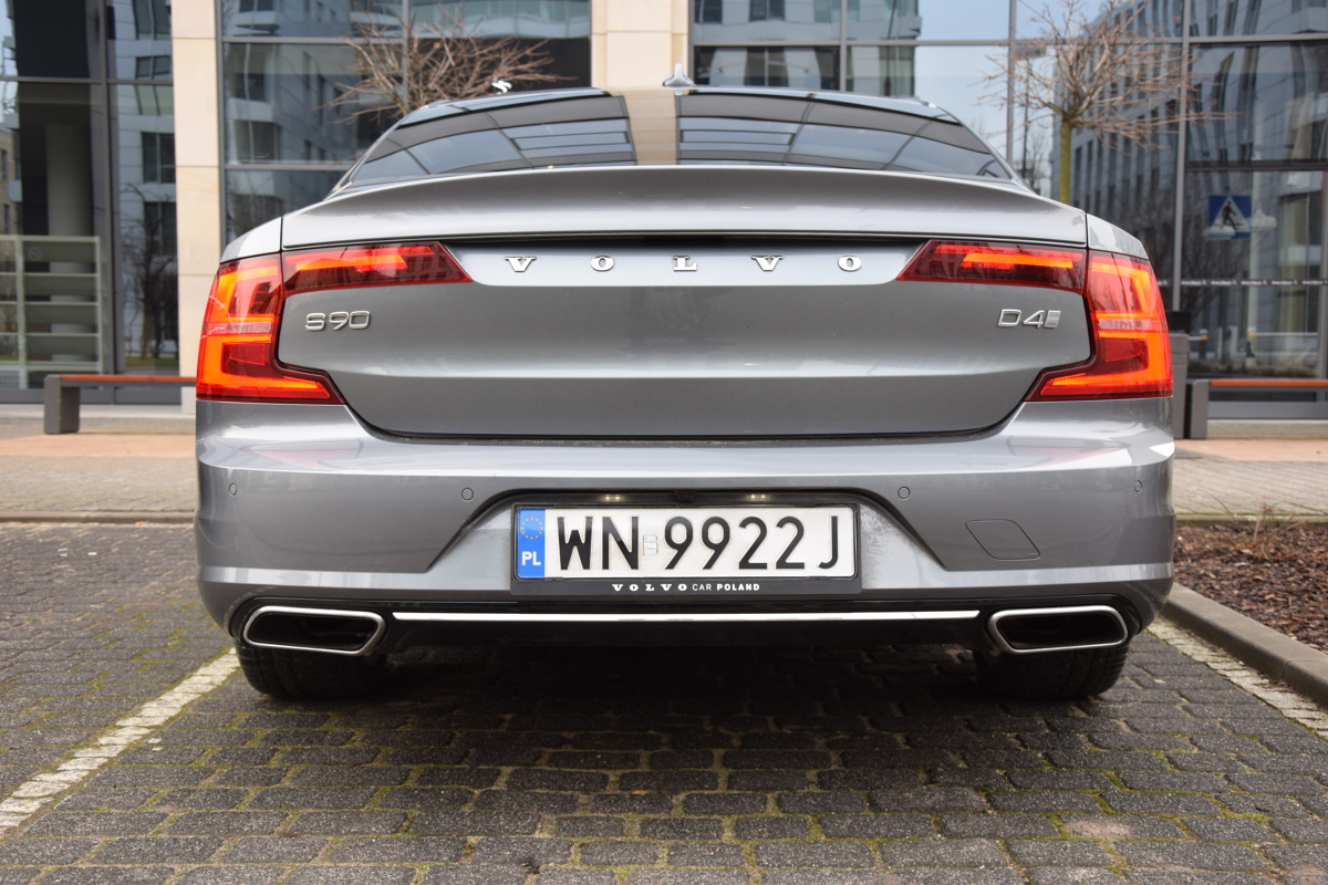 Volvo S90 2.0 D4 FWD Momentum